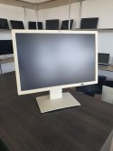 Monitor Fujitsu P24W-7