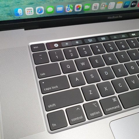 Laptop Apple MacBook Pro A2141 2019r. i9 - 9880H | 32GB 1TB SSD | 16" | MacOS 26, Tahoe [A-]