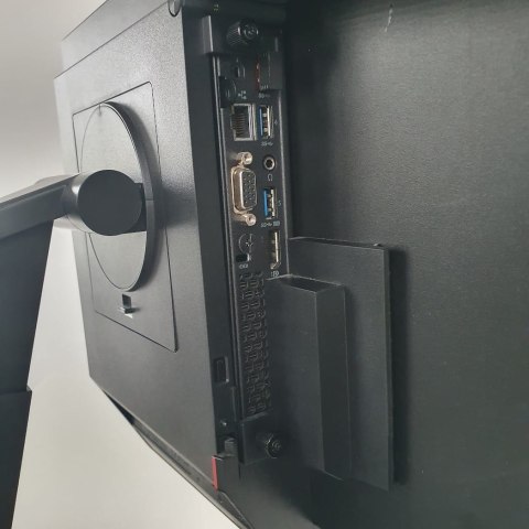 Komputer AIO Lenovo FHD 22' IPS I5-6500T 16GB 256GB SSD NVME KAMERA WINDOWS 11 [A]