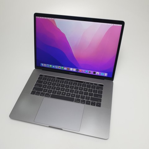 Laptop Apple MacBook Pro A1707 2017r. i7 - 7700H | 16GB 256GB SSD | 15,4" 2880 x 1800 | Mac OS Ventura [A-]