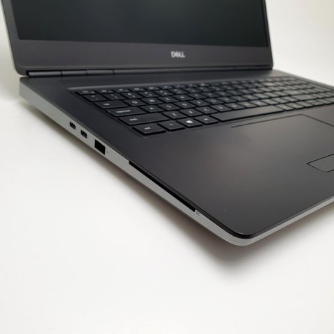 Laptop Dell Precision 7750 i7 - 10850H | 32GB 512GB SSD | 17,3" 1920 x 1080 | RTX 3000 | Windows 11 Pro [A]