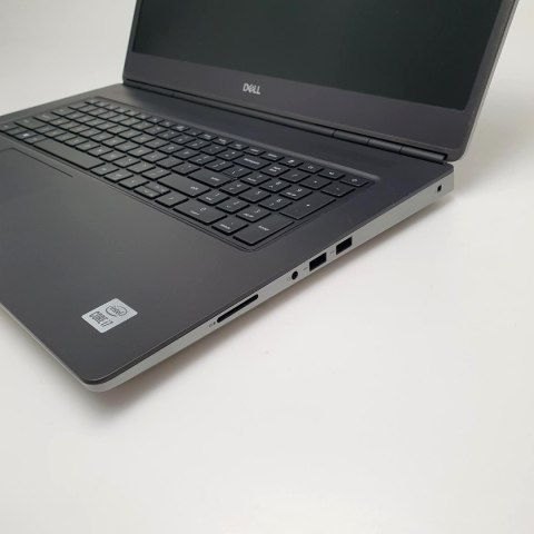 Laptop Dell Precision 7750 i7 - 10850H | 32GB 512GB SSD | 17,3" 1920 x 1080 | RTX 3000 | Windows 11 Pro [A]