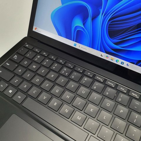 Dotykowy Laptop Microsoft Surface 3 1868 i5 - 1035G7 | 8GB 256GB SSD | 13,5" 2256 x 1504 | Windows 11 Pro [A]