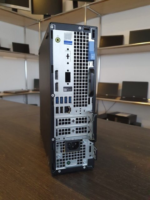 Komputer Dell Optiplex 5060 SFF I5-9500 8GB 240GB SFF WINDOWS 11 PRO [A]