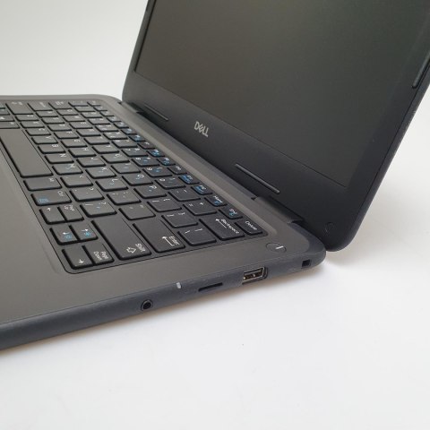 Laptop Dell Latitude 3310 i3 - 8145U | 8GB 120GB SSD | 13,3" 1366 x 768 | Windows 11 Pro [A]