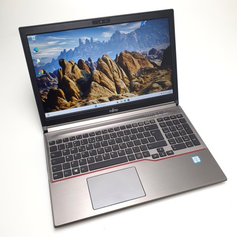 Laptop Fujitsu Lifebook E756 i5 - 6200U | 8GB 120GB SSD | 15,6" 1920 x 1080 | Windows 11 Professional [A]