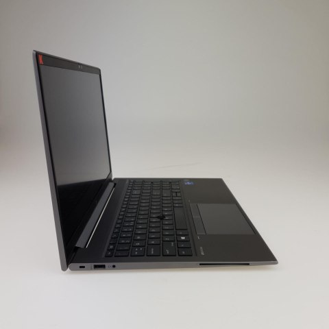 Laptop HP ZBook Firefly 15 G7 i7 - 10510 | 16GB 256GB SSD | 15,6" 1920 x 1080 | Windows 11 Pro [A-]