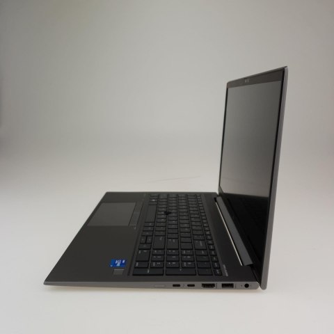 Laptop HP ZBook Firefly 15 G7 i7 - 10510 | 16GB 256GB SSD | 15,6" 1920 x 1080 | Windows 11 Pro [A]