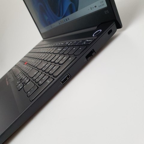 Laptop Lenovo ThinkPad E15 Gen 2 i5 - 1135G7 | 8GB 256GB SSD | 15,6" 1920 x 1080 | Windows 11 Pro [A]